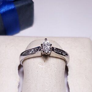 Estate .30cttw Marquise Diamond SI2 GH raised sides 14Kt WG Engagement Ring23450